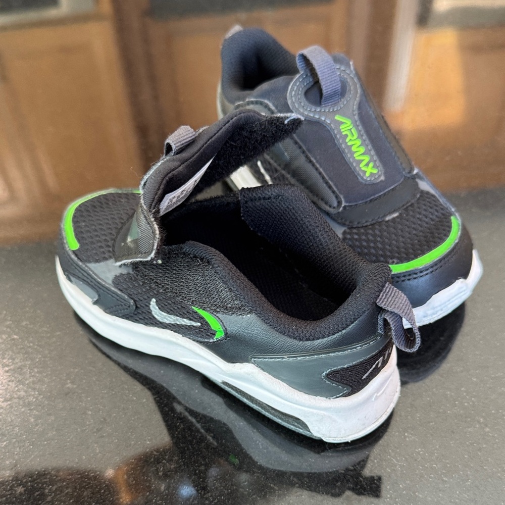 Nike Air Max Kids Sneakers - Black with Green Accents